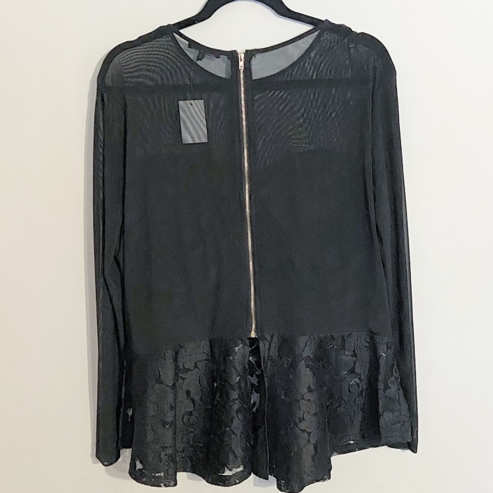 Lace & Mesh Peplum Top - Picture 5 of 6